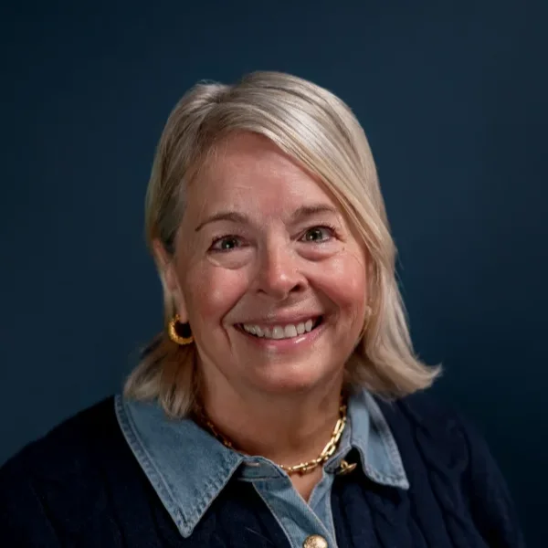 Headshot of Kathy Garvey.